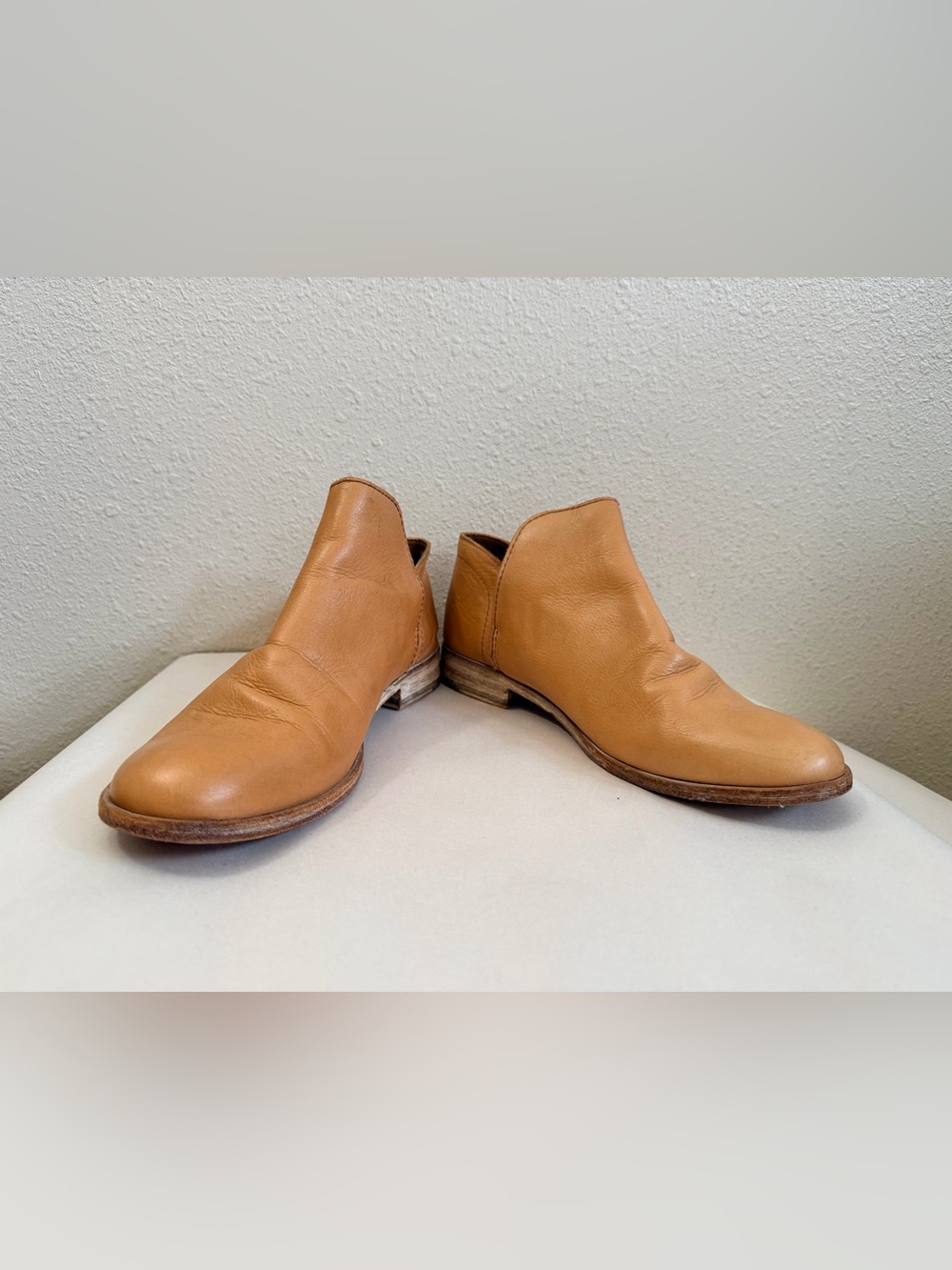 Frye Women's Leather Ankle Boots Tan Cognac Soft Leather Size 9M Made in India